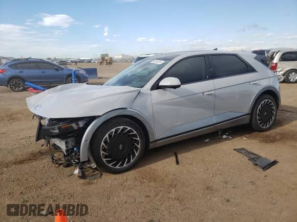 2024 Hyundai Ioniq 5 Limited z VIN KM8KRDDF4RU245373, wystawiony jako Copart lot #54815224 z przebiegiem 2 658 mil mil oraz Szkoda całkowita • Salvage title. Historia ofert i sprzedaży dostępna na DreamBid. Obrazek 1.