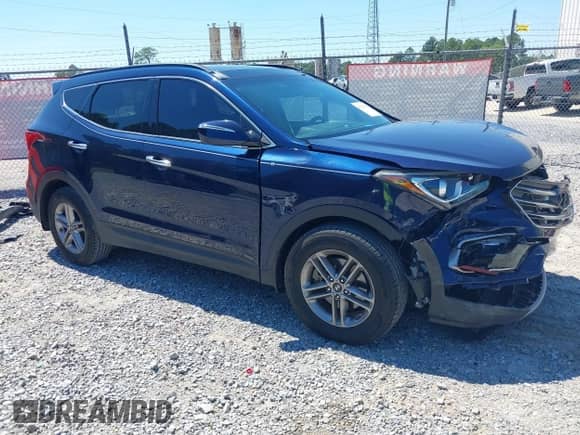 2017 Hyundai Santa Fe 2.4L z VIN 5XYZU3LB6HG422242, wystawiony jako IAAI lot #43122154 z przebiegiem 80 122 mil mil oraz . Historia ofert i sprzedaży dostępna na DreamBid. Obrazek 1.