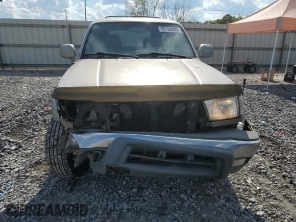 ✅ 2002 Toyota 4Runner SR5 • VIN: JT3GN86R020256523 • Lot: 86100085. Listed on Copart with 324,263 mi. Free auction sales archive from the USA and detailed vehicle history report at DreamBid. Image 5.