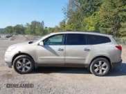 ✅ 2010 Chevrolet Traverse LTZ • VIN: 1GNLRHED8AS132790 • Лот: 43187692. Опубликован ранее на IAAI с пробегом 181 977 миль. Бесплатный доступ к архиву аукционных продаж из США и подробный отчёт об истории автомобиля на DreamBid. Изображение 15.