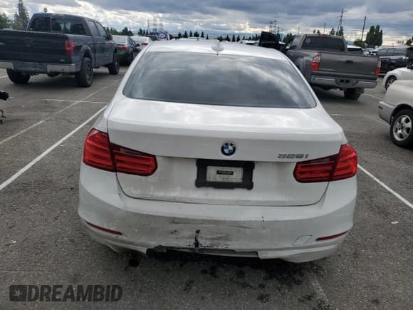 ✅ 2012 BMW 3 Series 328i • VIN: WBA3A5C52CF348332 • Lot: 93306645. Wystawiony na Copart z przebiegiem 129 716 mil. Bezpłatny archiwum sprzedaży aukcyjnych z USA i szczegółowy raport historii pojazdu na DreamBid. Zdjęcie 6.