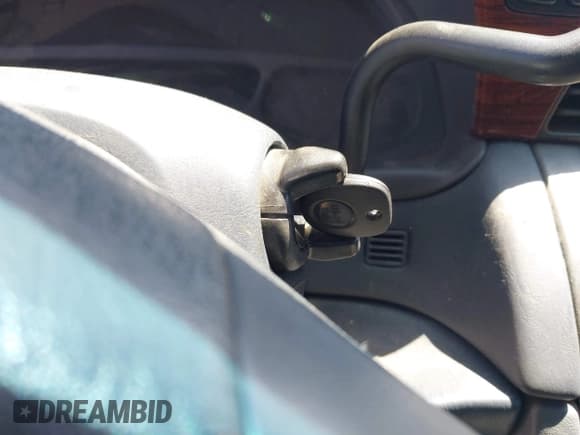 ✅ 2002 Cadillac DeVille • VIN: 1G6KD54Y32U177022 • Lot: 42912429. Wystawiony na IAAI z przebiegiem Nie podano. Bezpłatny archiwum sprzedaży aukcyjnych z USA i szczegółowy raport historii pojazdu na DreamBid. Zdjęcie 11.