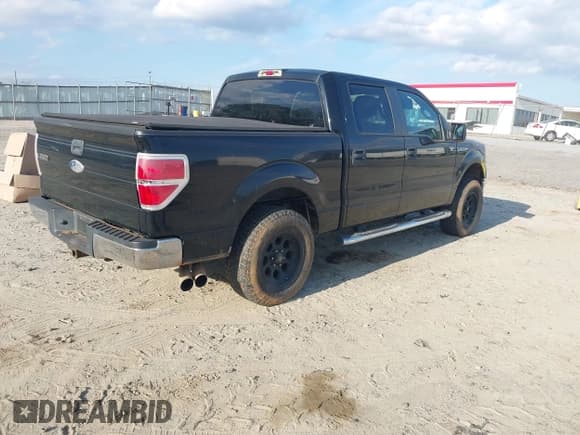 ✅ 2011 Ford F-150 Lariat • VIN: 1FTFW1CTXBFC93636 • Лот: 43782161. Опубликован ранее на IAAI с пробегом 196 585 миль. Бесплатный доступ к архиву аукционных продаж из США и подробный отчёт об истории автомобиля на DreamBid. Изображение 4.