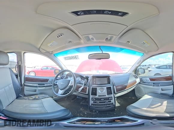 ✅ 2010 Chrysler Town & Country Touring Plus • VIN: 2A4RR8DX0AR321024 • Lot: 84940225. Wystawiony na Copart z przebiegiem 246 813 mil. Bezpłatny archiwum sprzedaży aukcyjnych z USA i szczegółowy raport historii pojazdu na DreamBid. Zdjęcie 15.