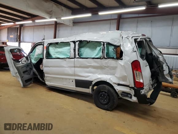 ✅ 2023 Ford Transit Passenger XL • VIN: 1FBAX2YGXPKB08481 • Лот: 43177325. Опубликован ранее на Copart с пробегом Не указан. Бесплатный доступ к архиву аукционных продаж из США и подробный отчёт об истории автомобиля на DreamBid. Изображение 2.