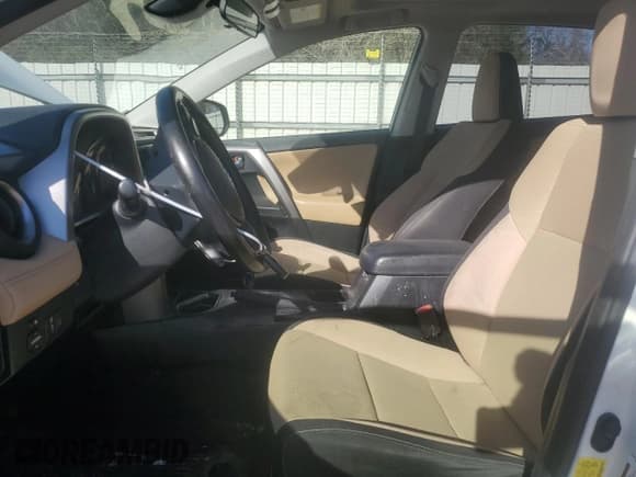 ✅ 2018 Toyota RAV4 XLE • VIN: JTMRFREVXJD236034 • Lot: 92918215. Listed on Copart with 121,019 mi. Free auction sales archive from the USA and detailed vehicle history report at DreamBid. Image 7.