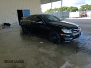 ✅ 2013 Mercedes-Benz C 250 • VIN: WDDGJ4HB9DG097923 • Lot: 93489825. Wystawiony na Copart z przebiegiem 136 056 mil. Bezpłatny archiwum sprzedaży aukcyjnych z USA i szczegółowy raport historii pojazdu na DreamBid. Zdjęcie 14.