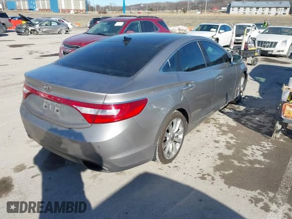 2012 Hyundai Azera с VIN KMHFH4JG4CA154470, выставлен на аукционе IAAI как лот 41450914 с пробегом 179 452 миль миль и . История ставок и продаж доступна на DreamBid. Изображение 4.