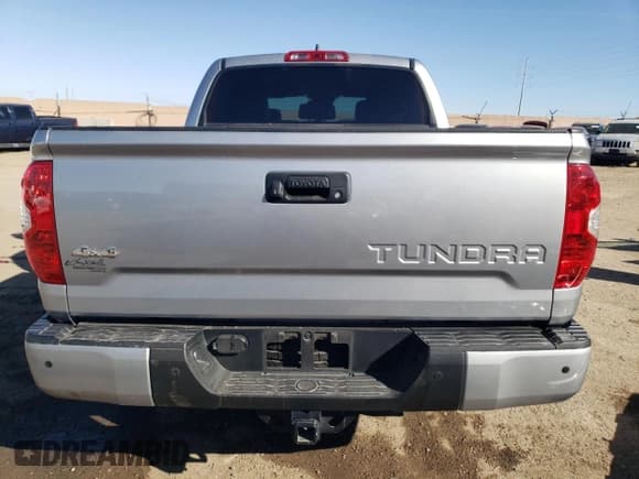 ✅ 2021 Toyota Tundra Platinum • VIN: 5TFAY5F13MX009072 • Lot: 46697795. Listed on Copart with 45,118 mi. Free auction sales archive from the USA and detailed vehicle history report at DreamBid. Image 6.