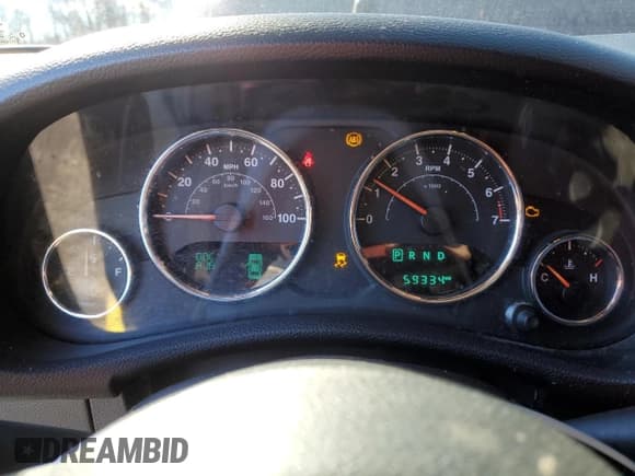 ✅ 2018 Jeep Wrangler Sahara • VIN: 1C4AJWBG5JL853024 • Lot: 46897595. Listed on Copart with 59,334 mi. Free auction sales archive from the USA and detailed vehicle history report at DreamBid. Image 9.