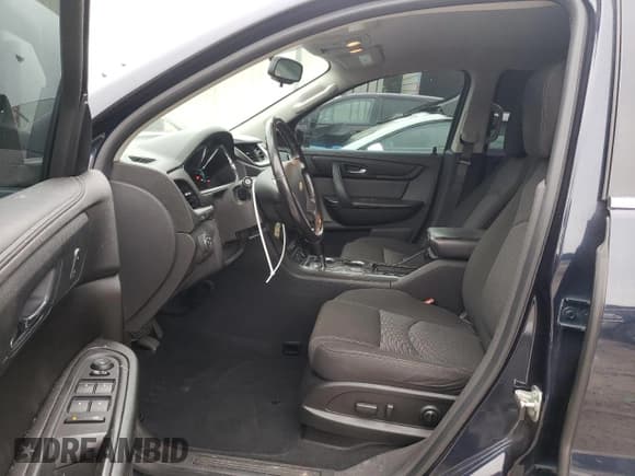 ✅ 2017 Chevrolet Traverse LT • VIN: 1GNKVGKD3HJ122139 • Lot: 72220234. Wystawiony na Copart z przebiegiem 102 785 mil. Bezpłatny archiwum sprzedaży aukcyjnych z USA i szczegółowy raport historii pojazdu na DreamBid. Zdjęcie 7.