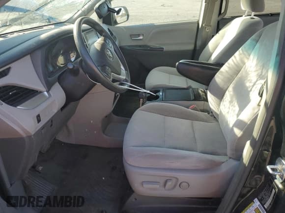 ✅ 2017 Toyota Sienna LE • VIN: 5TDKZ3DC3HS854512 • Lot: 89645375. Listed on Copart with 96,938 mi. Free auction sales archive from the USA and detailed vehicle history report at DreamBid. Image 7.