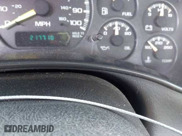 ✅ 2000 Chevrolet Silverado 1500 LS • VIN: 2GCEK19V7Y1212625 • Lot: 43598744. Wystawiony na IAAI z przebiegiem 217 710 mil mil. Skorzystaj z bezpłatnego archiwum sprzedaży aukcyjnych z USA i zobacz szczegółowy raport historii pojazdu na DreamBid. Zdjęcie 7.