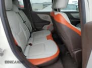 ✅ 2016 Jeep Renegade Limited • VIN: ZACCJADT6GPC77504 • Lot: 71916735. Wystawiony na Copart z przebiegiem 87 383 mil. Bezpłatny archiwum sprzedaży aukcyjnych z USA i szczegółowy raport historii pojazdu na DreamBid. Zdjęcie 11.