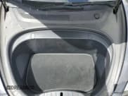 ✅ 2018 Tesla Model 3 Long Range Battery • VIN: 5YJ3E1EB5JF132382 • Lot: 56401425. Wystawiony na Copart z przebiegiem 118 120 mil. Bezpłatny archiwum sprzedaży aukcyjnych z USA i szczegółowy raport historii pojazdu na DreamBid. Zdjęcie 11.