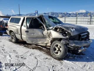 ✅ 2000 Chevrolet S-10 LS • VIN: 1GCCS19W6Y8249324 • Лот: 84201704. Опубликован ранее на Copart с пробегом Не указан. Бесплатный доступ к архиву аукционных продаж из США и подробный отчёт об истории автомобиля на DreamBid. Изображение 4.
