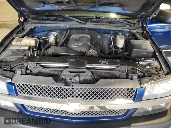 ✅ 2003 Chevrolet Silverado 2500HD LS • VIN: 1GCHC29U03E169549 • Лот: 61552235. Опубликован ранее на Copart с пробегом 364 288 миль. Бесплатный доступ к архиву аукционных продаж из США и подробный отчёт об истории автомобиля на DreamBid. Изображение 11.