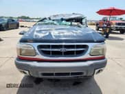 ✅ 2000 Ford Explorer XLS • VIN: 1FMZU62X7YZB17778 • Лот: 65362575. Опубликован ранее на Copart с пробегом 255 300 миль. Бесплатный доступ к архиву аукционных продаж из США и подробный отчёт об истории автомобиля на DreamBid. Изображение 5.