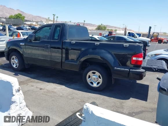 ✅ 2005 Ford F-150 STX • VIN: 1FTRF02W35KD01347 • Lot: 42984412. Listed on IAAI with 164,416 mi. Free auction sales archive from the USA and detailed vehicle history report at DreamBid. Image 3.