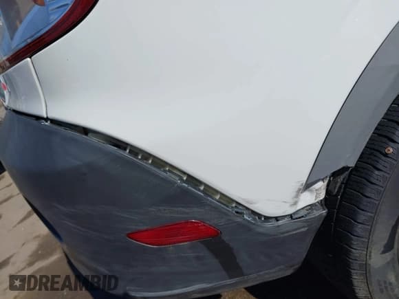 ✅ 2012 Chevrolet Captiva Sport LS • VIN: 3GNAL2EK4CS571156 • Lot: 41771569. Wystawiony na IAAI z przebiegiem 93 320 mil. Bezpłatny archiwum sprzedaży aukcyjnych z USA i szczegółowy raport historii pojazdu na DreamBid. Zdjęcie 20.