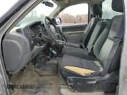 ✅ 2011 Chevrolet Silverado 2500HD Work Truck • VIN: 1GC0KVCG4BZ413862 • Lot: 59756605. Wystawiony na Copart z przebiegiem 162 274 mil. Bezpłatny archiwum sprzedaży aukcyjnych z USA i szczegółowy raport historii pojazdu na DreamBid. Zdjęcie 7.