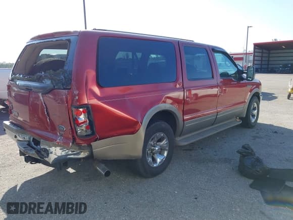 ✅ 2000 Ford Excursion Limited • VIN: 1FMNU42SXYEE00741 • Lot: 41786989. Listed on IAAI with 384,226 mi. Free auction sales archive from the USA and detailed vehicle history report at DreamBid. Image 4.