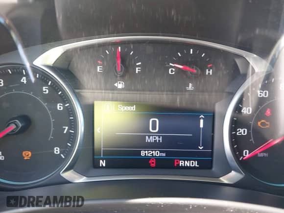 2019 Chevrolet Equinox LT z VIN 2GNAXKEV7K6110884, wystawiony jako IAAI lot #43460505 z przebiegiem 81 210 mil mil oraz . Historia ofert i sprzedaży dostępna na DreamBid. Obrazek 7.