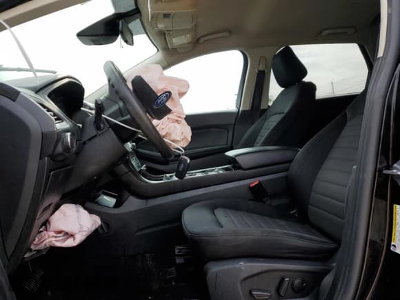 ✅ 2020 Ford Edge SE • VIN: 2FMPK4G96LBB65604 • Лот: 65570905. Опубликован ранее на Copart с пробегом 93 690 миль. Бесплатный доступ к архиву аукционных продаж из США и подробный отчёт об истории автомобиля на DreamBid. Изображение 7.