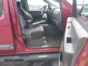 ✅ 2006 Nissan Xterra SE • VIN: 5N1AN08W96C531232 • Lot: 42552284. Wystawiony na IAAI z przebiegiem 192 287 mil. Bezpłatny archiwum sprzedaży aukcyjnych z USA i szczegółowy raport historii pojazdu na DreamBid. Zdjęcie 5.