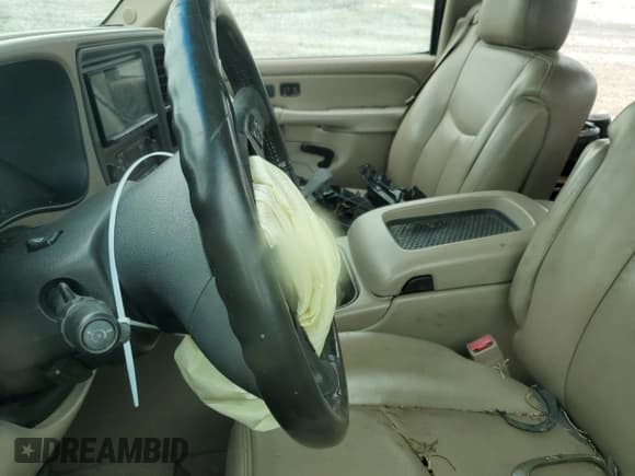 ✅ 2004 GMC Sierra 2500HD SLT • VIN: 1GTHK23114F143006 • Lot: 55283215. Wystawiony na Copart z przebiegiem Nie podano. Bezpłatny archiwum sprzedaży aukcyjnych z USA i szczegółowy raport historii pojazdu na DreamBid. Zdjęcie 7.