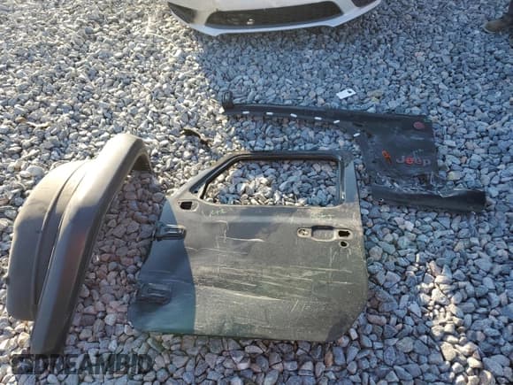 ✅ 2022 Jeep Wrangler Unlimited Rubicon • VIN: 1C4HJXFG7NW124137 • Lot: 90428685. Listed on Copart with Not provided. Free auction sales archive from the USA and detailed vehicle history report at DreamBid. Image 12.