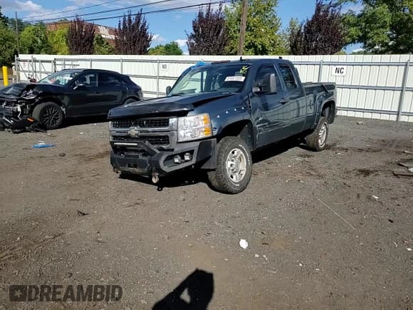 ✅ 2009 Chevrolet Silverado 2500HD LT • VIN: 1GCHK59K19E163707 • Лот: 81687205. Опубликован ранее на Copart с пробегом 126 410 миль. Бесплатный доступ к архиву аукционных продаж из США и подробный отчёт об истории автомобиля на DreamBid. Изображение 13.