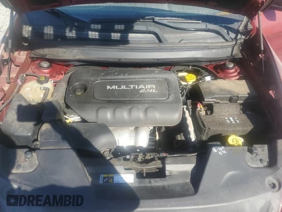 ✅ 2015 Jeep Cherokee Sport • VIN: 1C4PJLAB8FW560058 • Lot: 92923385. Listed on Copart with 117,470 mi. Free auction sales archive from the USA and detailed vehicle history report at DreamBid. Image 11.