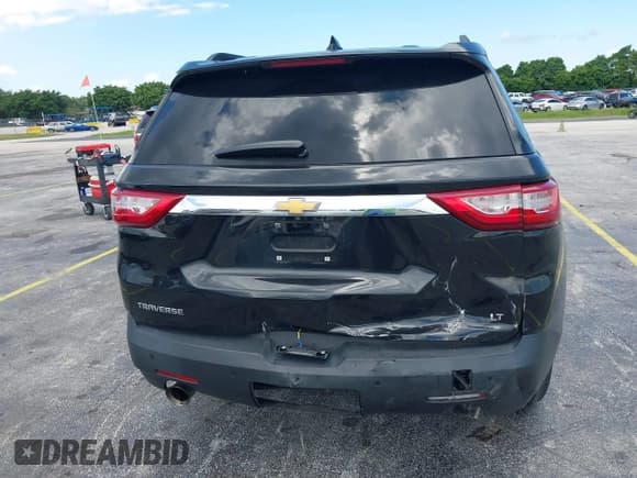 ✅ 2021 Chevrolet Traverse LT Cloth • VIN: 1GNERGKW8MJ162827 • Lot: 42862301. Listed on IAAI with 73,724 mi. Free auction sales archive from the USA and detailed vehicle history report at DreamBid. Image 18.