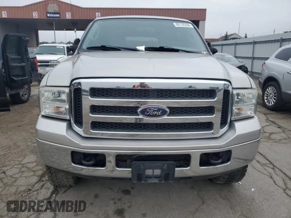 ✅ 2005 Ford Excursion Special Serv • VIN: 1FMNU41S35ED02681 • Лот: 65135294. Опубликован ранее на Copart с пробегом Не указан. Бесплатный доступ к архиву аукционных продаж из США и подробный отчёт об истории автомобиля на DreamBid. Изображение 5.