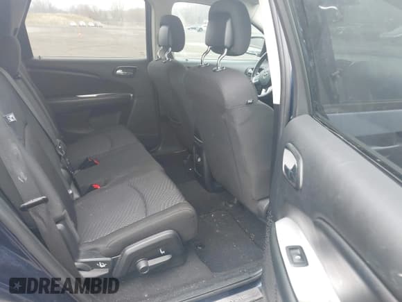✅ 2017 Dodge Journey SE • VIN: 3C4PDCAB8HT676537 • Lot: 43761883. Listed on IAAI with 172,251 mi. Free auction sales archive from the USA and detailed vehicle history report at DreamBid. Image 8.