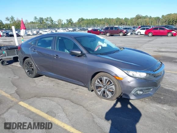 ✅ 2017 Honda Civic EX-T • VIN: 19XFC1F31HE028451 • Lot: 43498224. Wystawiony na IAAI z przebiegiem 192 709 mil. Bezpłatny archiwum sprzedaży aukcyjnych z USA i szczegółowy raport historii pojazdu na DreamBid. Zdjęcie 1.