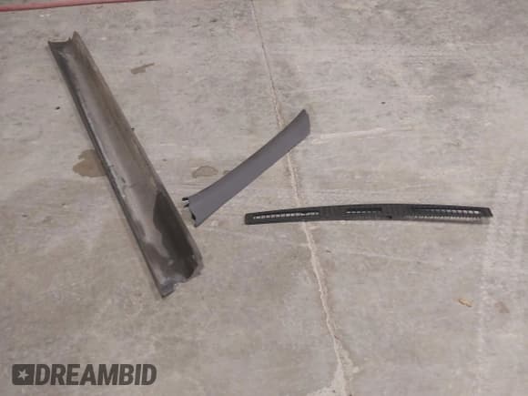 ✅ 1994 Jeep Grand Cherokee Laredo • VIN: 1J4FX58S8RC338678 • Lot: 43747413. Listed on IAAI with 286,861 mi. Free auction sales archive from the USA and detailed vehicle history report at DreamBid. Image 12.