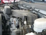 ✅ 2015 Chevrolet Silverado 2500HD Work Truck • VIN: 1GC0CUEG0FZ127484 • Lot: 42210539. Wystawiony na IAAI z przebiegiem 140 254 mil. Bezpłatny archiwum sprzedaży aukcyjnych z USA i szczegółowy raport historii pojazdu na DreamBid. Zdjęcie 19.