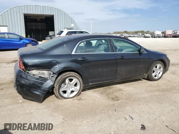 ✅ 2009 Chevrolet Malibu 1LS • VIN: 1G1ZG57B39F164899 • Lot: 77203134. Listed on Copart with 140,476 mi. Free auction sales archive from the USA and detailed vehicle history report at DreamBid. Image 3.
