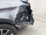 ✅ 2022 Lexus ES 300h • VIN: 58ACA1C15NU015490 • Lot: 42261811. Wystawiony na IAAI z przebiegiem 34 890 mil. Bezpłatny archiwum sprzedaży aukcyjnych z USA i szczegółowy raport historii pojazdu na DreamBid. Zdjęcie 19.