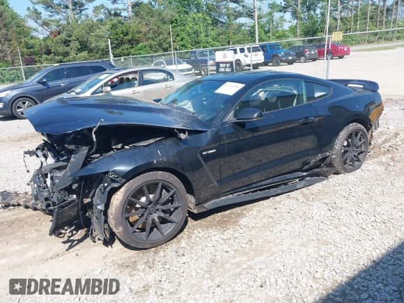 ✅ 2017 Ford Mustang Shelby GT350 • VIN: 1FA6P8JZ1H5524070 • Лот: 42131160. Опубликован ранее на IAAI с пробегом Не указан. Бесплатный доступ к архиву аукционных продаж из США и подробный отчёт об истории автомобиля на DreamBid. Изображение 2.