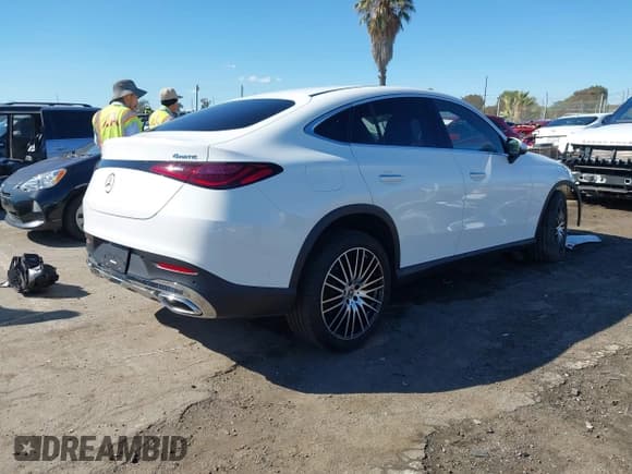 ✅ 2025 Mercedes-Benz GLC 300 • VIN: W1NKJ4HB1SF329799 • Лот: 43460057. Опубликован ранее на IAAI с пробегом 6 914 миль. Бесплатный доступ к архиву аукционных продаж из США и подробный отчёт об истории автомобиля на DreamBid. Изображение 4.