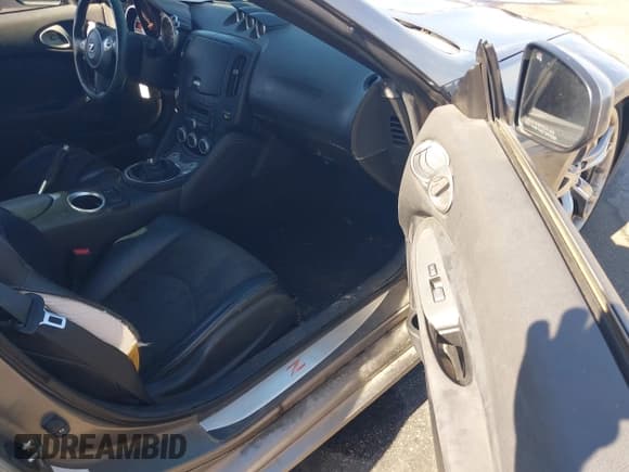 ✅ 2009 Nissan 370Z Touring • VIN: JN1AZ44E39M404491 • Lot: 43672244. Listed on IAAI with 118,427 mi. Free auction sales archive from the USA and detailed vehicle history report at DreamBid. Image 5.