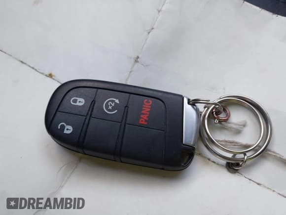 ✅ 2015 Dodge Durango Limited • VIN: 1C4RDJDG5FC826634 • Lot: 43667088. Wystawiony na IAAI z przebiegiem 89 035 mil. Bezpłatny archiwum sprzedaży aukcyjnych z USA i szczegółowy raport historii pojazdu na DreamBid. Zdjęcie 11.