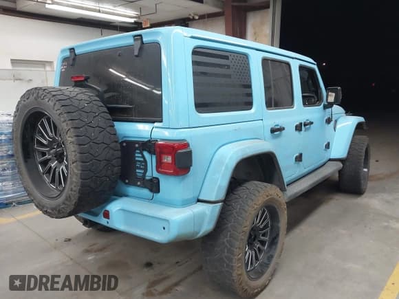 ✅ 2020 Jeep Wrangler Unlimited Sahara Altitude • VIN: 1C4HJXEG9LW318652 • Lot: 43623325. Listed on IAAI with 66,404 mi. Free auction sales archive from the USA and detailed vehicle history report at DreamBid. Image 4.