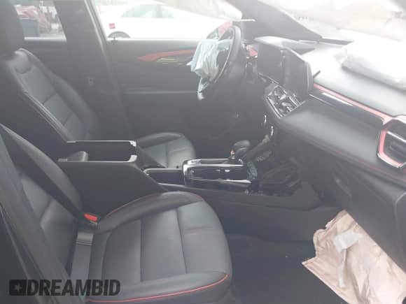 2025 Chevrolet TrailBlazer RS с VIN KL79MTSL6SB078808, выставлен на аукционе IAAI как лот 43385950 с пробегом 27 236 миль миль и . История ставок и продаж доступна на DreamBid. Изображение 5.