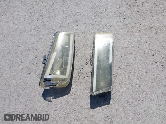 ✅ 2004 Chevrolet Silverado 1500 Z71 • VIN: 2GCEK13T141424177 • Lot: 43448148. Wystawiony na IAAI z przebiegiem 266 413 mil. Bezpłatny archiwum sprzedaży aukcyjnych z USA i szczegółowy raport historii pojazdu na DreamBid. Zdjęcie 12.