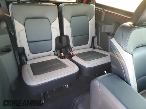 ✅ 2023 Ford Bronco • VIN: 1FMDE5CP4PLB38332 • Lot: 70542935. Listed on Copart with 19,914 mi. Free auction sales archive from the USA and detailed vehicle history report at DreamBid. Image 11.