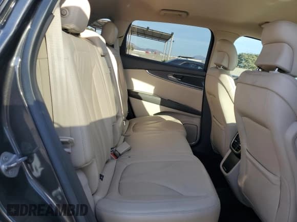 ✅ 2017 Lincoln MKX Select • VIN: 2LMPJ6KR2HBL46006 • Lot: 91627065. Listed on Copart with 84,231 mi. Free auction sales archive from the USA and detailed vehicle history report at DreamBid. Image 11.